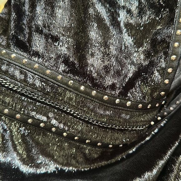 Victoria's Secret Very Sexy Velvet Plunge Thong bodysuit - Picture 7 of 7